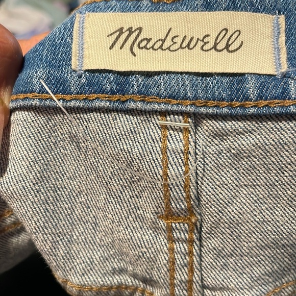 Madewell NWOT Classic Straight Jeans in Nearwood Wash - Picture 10 of 10